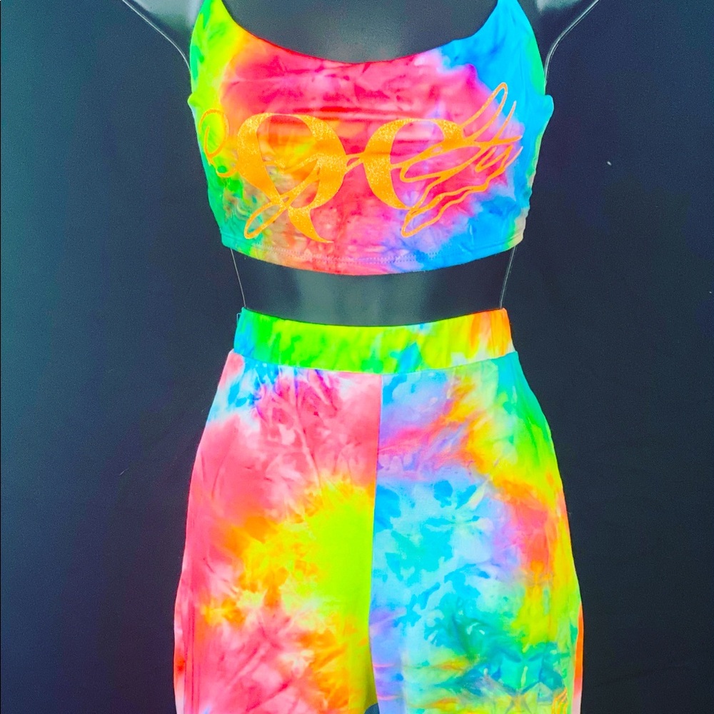 tie dye crop top high waist pants